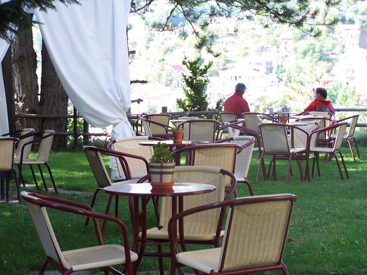 Valia Calda Hotel Perivoli  Екстериор снимка